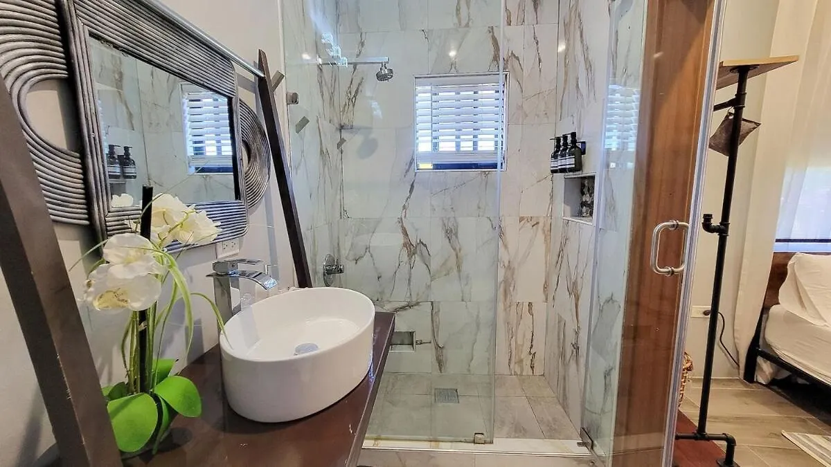 Holiday home Bright 2Br Retreat - Fast Wifi - Ac -5 Mins To Beach -Falmouth